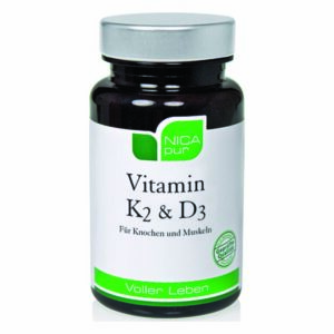 Schwarze Verpackung mit einem silbernen Deckel, gekennzeichnet mit Vitamin K2 & D3 für Knochen und Muskeln.