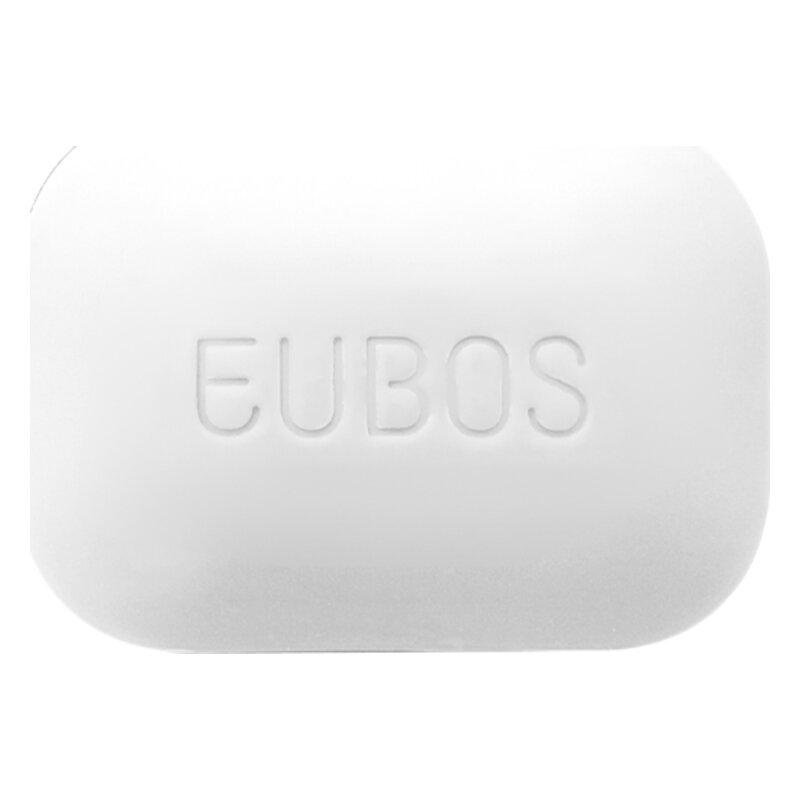 Weiße Seife mit eingeprägtem Logo "EUBOS" auf der Oberfläche.