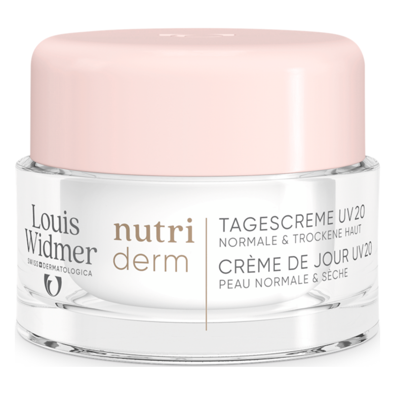 Helle Tagescreme in einem transparenten Glasbehälter mit rosafarbenem Deckel, beschriftet mit "Louis Widmer nutri derm".