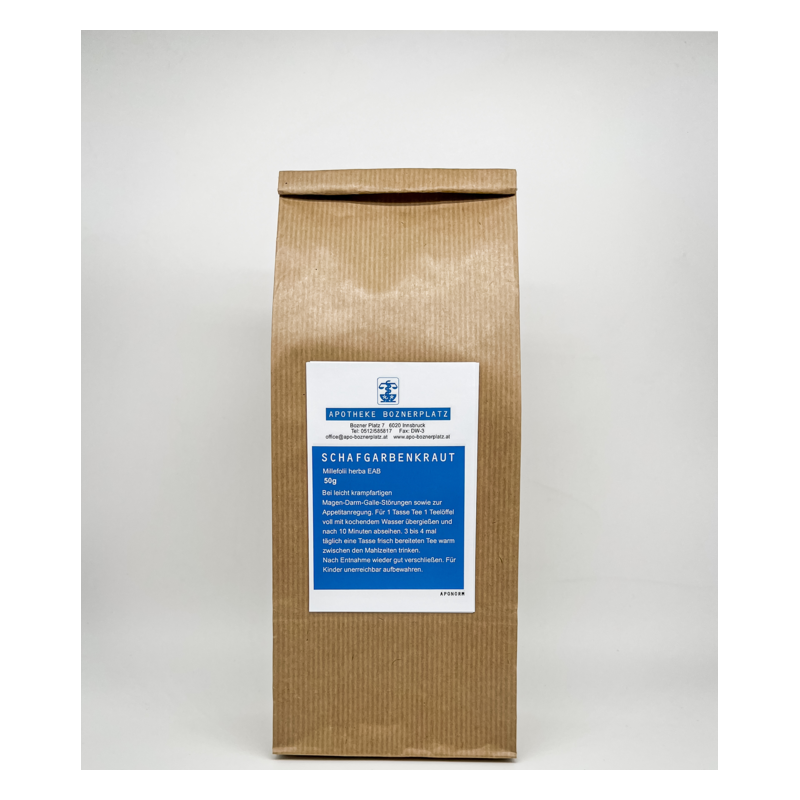 Papiertüte mit Schafgarbenkraut, etikettiert mit Anwendungshinweisen und Inhalt von 50g.