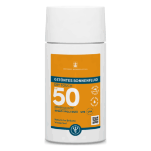 Flasche mit getöntem Sonnenfluid, LSF 50, wasserfest, mit orangefarbenem Etikett,  trockene Berührung.